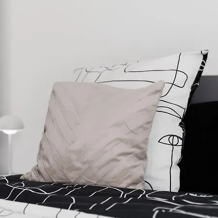 Lägenhet Lumineux T2 Avec Balcon, Netflix A