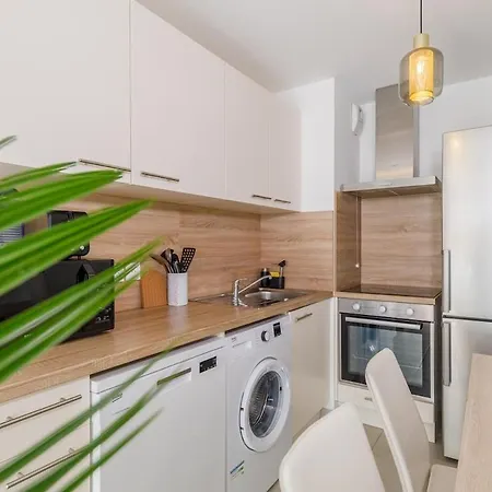 Lägenhet Lumineux T2 Avec Balcon, Netflix A Nice