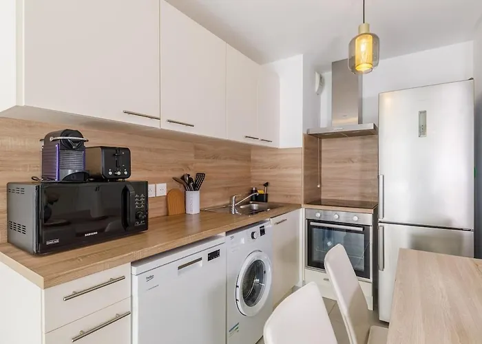 Lumineux T2 Avec Balcon, Netflix A Appartement